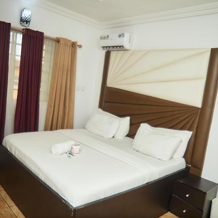 Vhs Vinchee Suites Lagos Exteriér fotografie