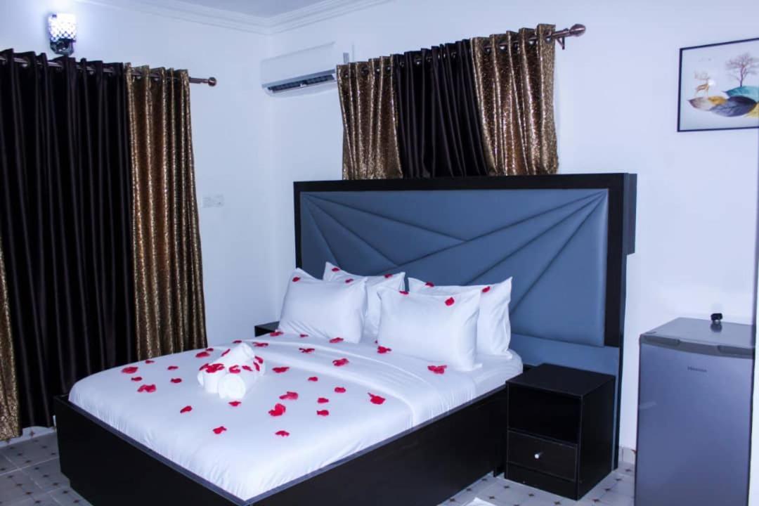 Vhs Vinchee Suites Lagos Exteriér fotografie