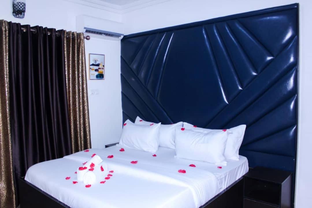 Vhs Vinchee Suites Lagos Exteriér fotografie