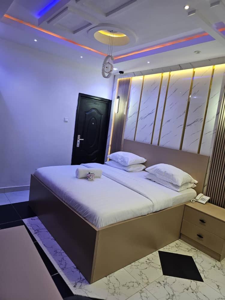 Vhs Vinchee Suites Lagos Exteriér fotografie